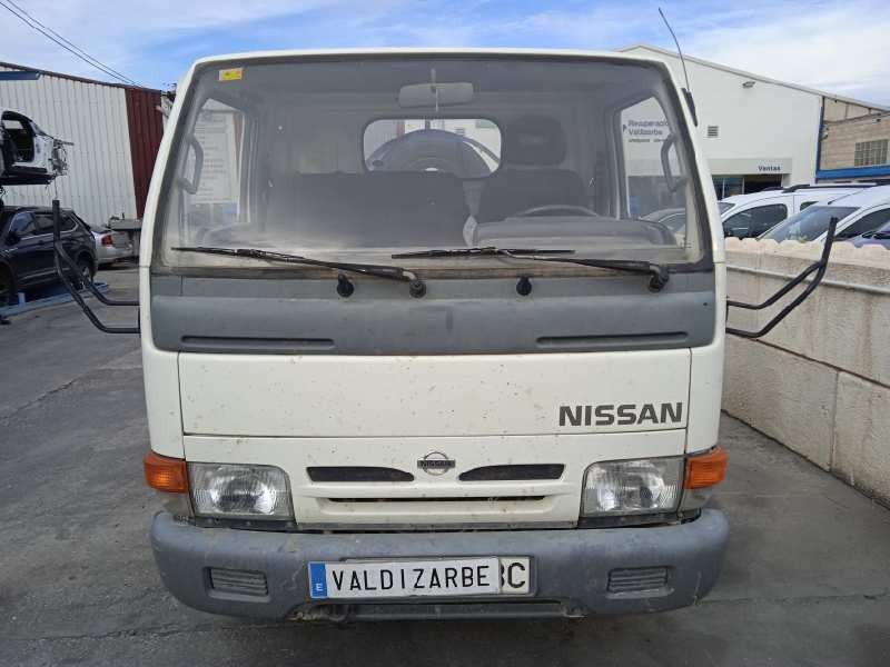 nissan cabstar del año 2000