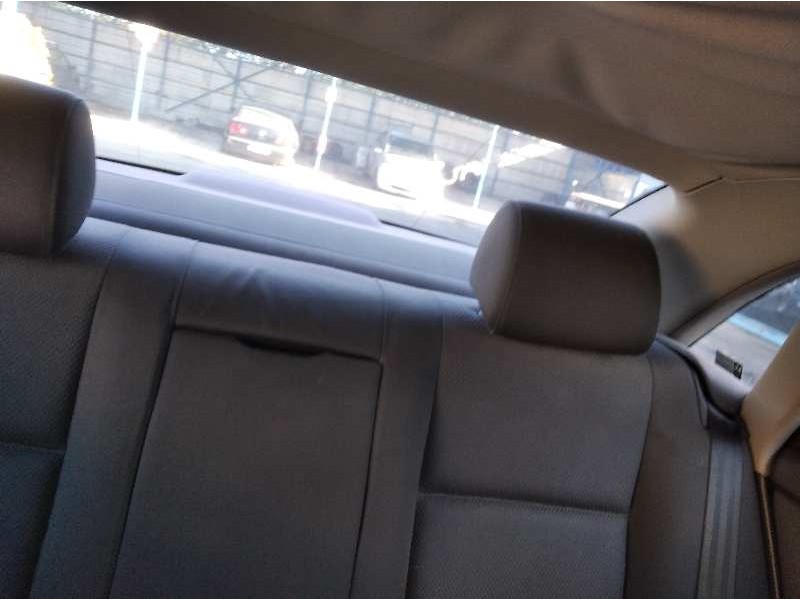 audi a4 berlina (8e) del año 2004