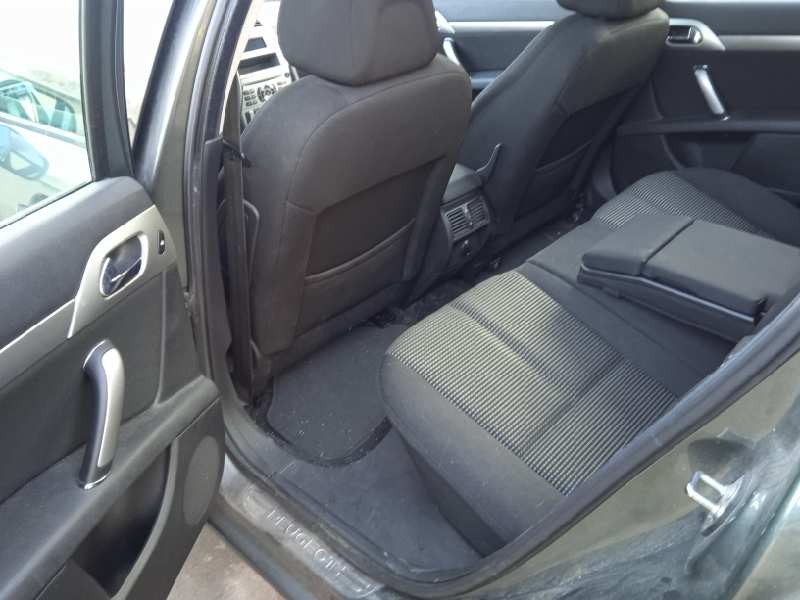 peugeot 407 sw del año 2008