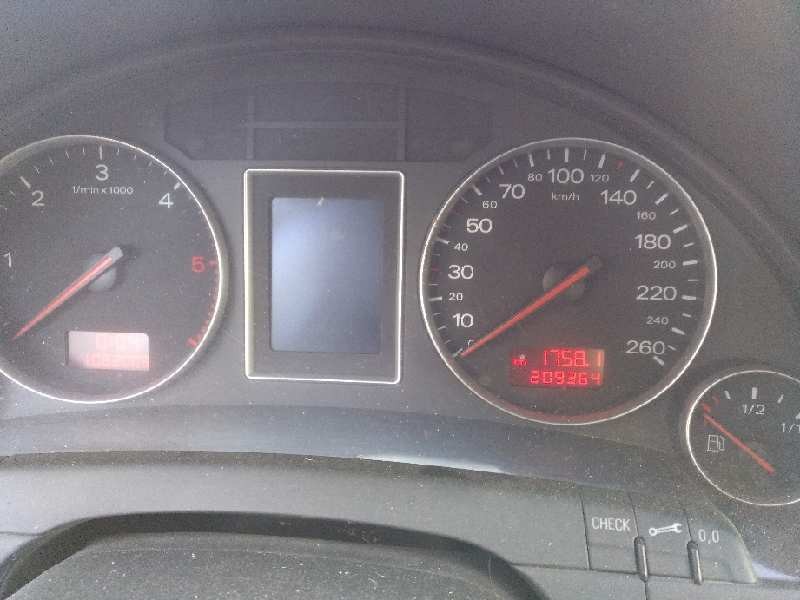 audi a4 berlina (8e) del año 2004