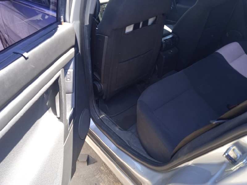 opel vectra c berlina del año 2006