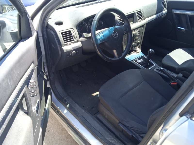 opel vectra c berlina del año 2006