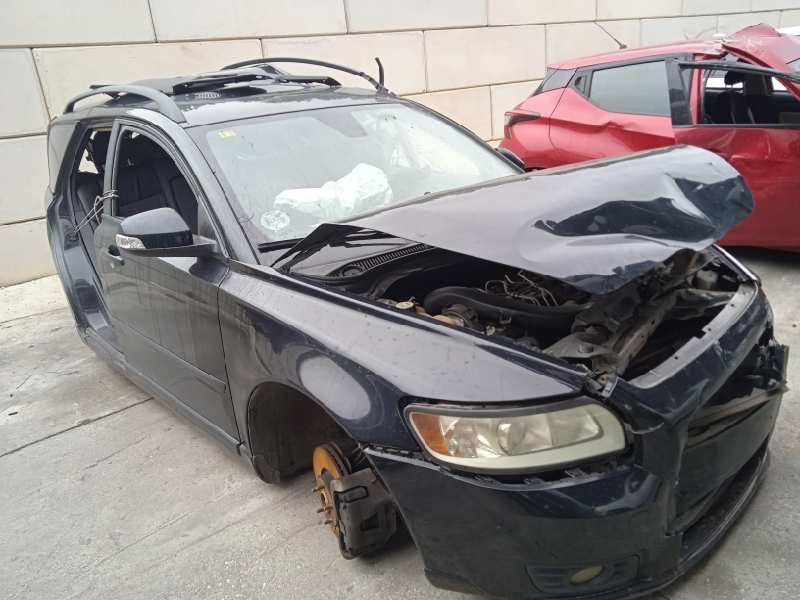 volvo v50 familiar del año 2011