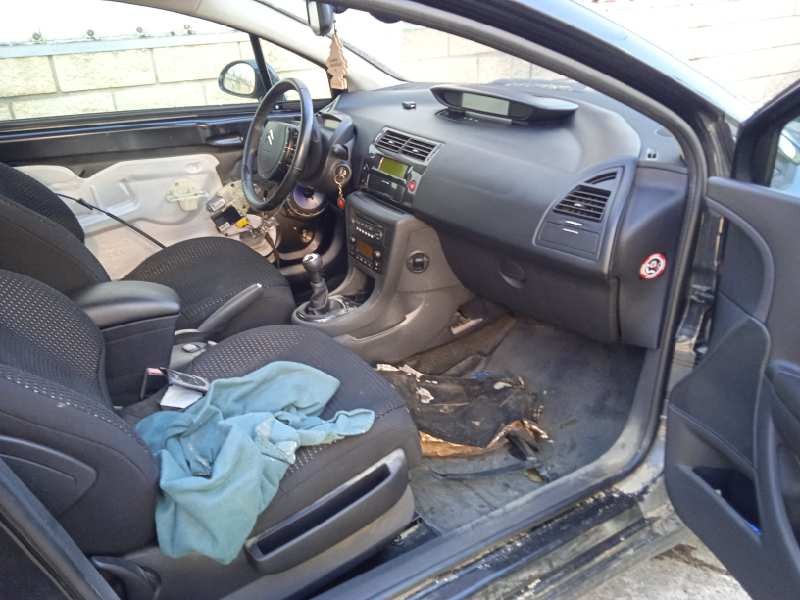 citroën c4 coupe del año 2006