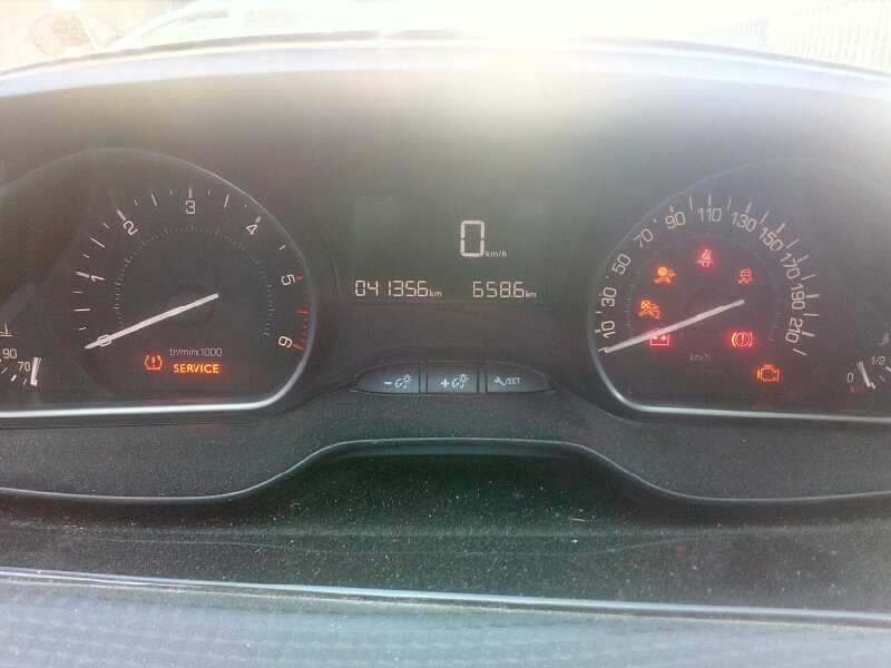 peugeot 208 del año 2016