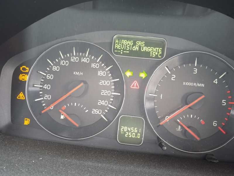 volvo v50 familiar del año 2011