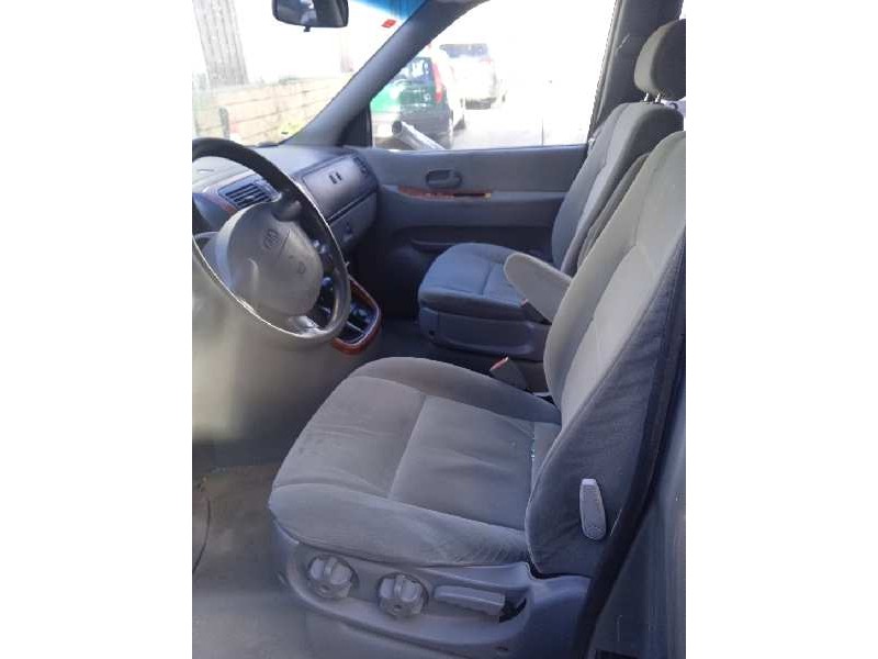 kia carnival ii del año 2006