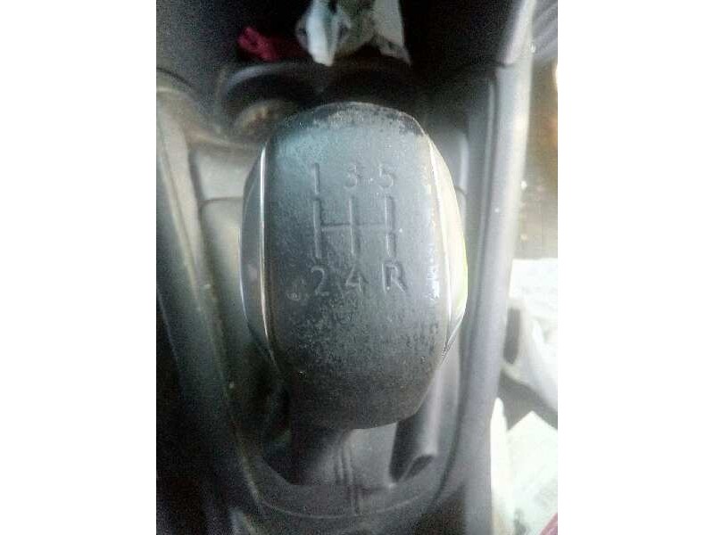 peugeot 208 del año 2016