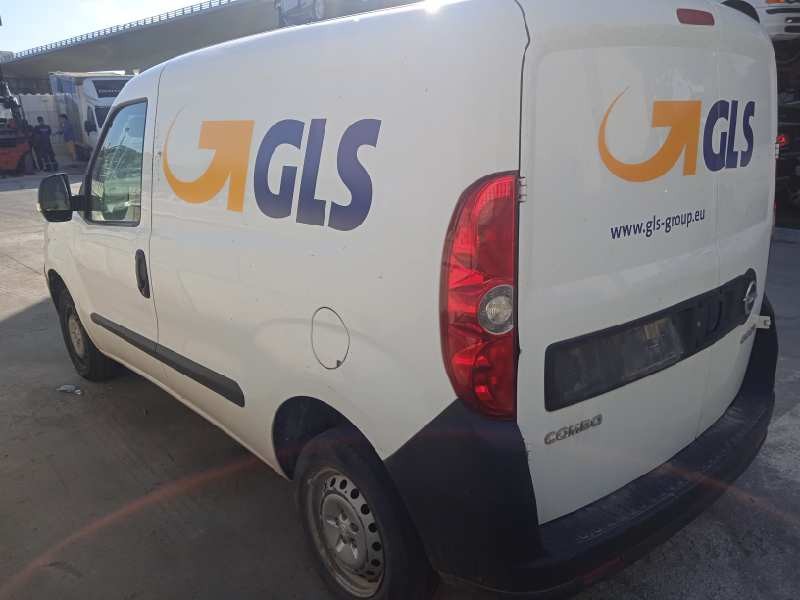 opel combo d del año 2012