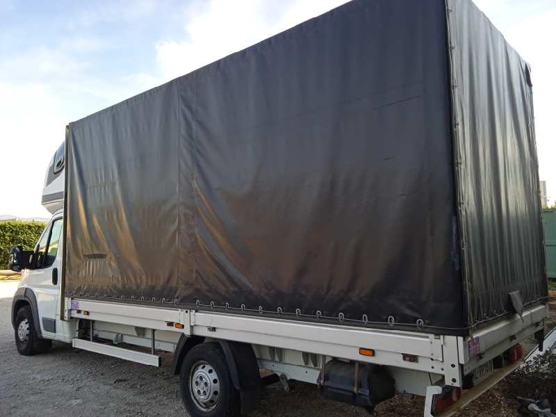 peugeot boxer camión del año 2017