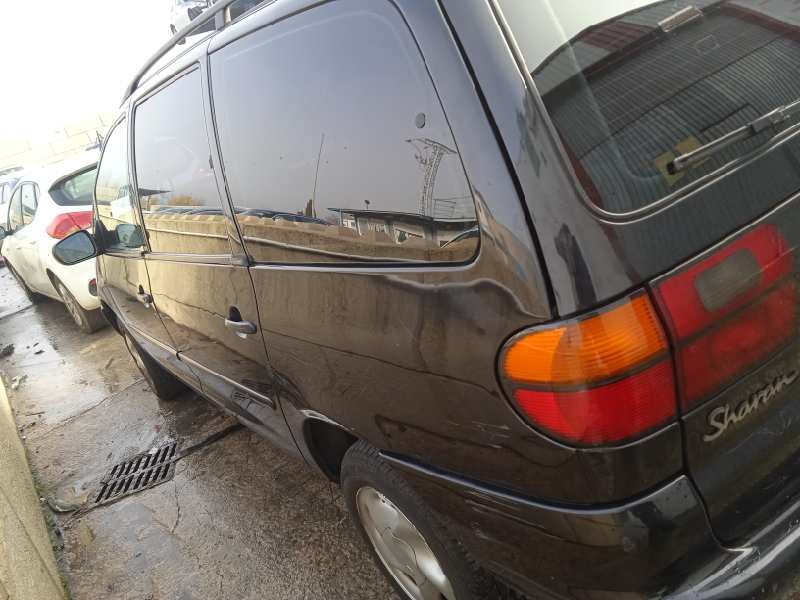 volkswagen sharan (7m8) del año 1998