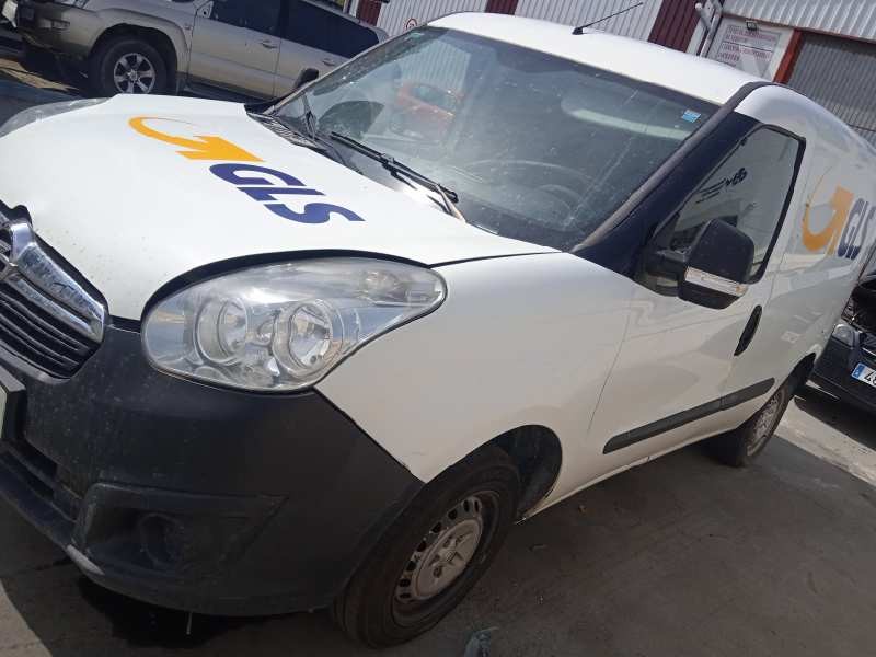 opel combo d del año 2012