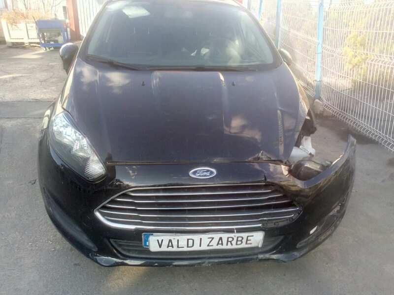 ford fiesta (ccn) del año 2013