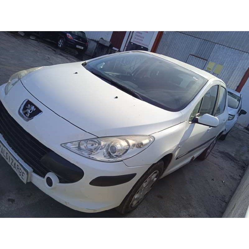 peugeot 307 berlina (s2) del año 2007