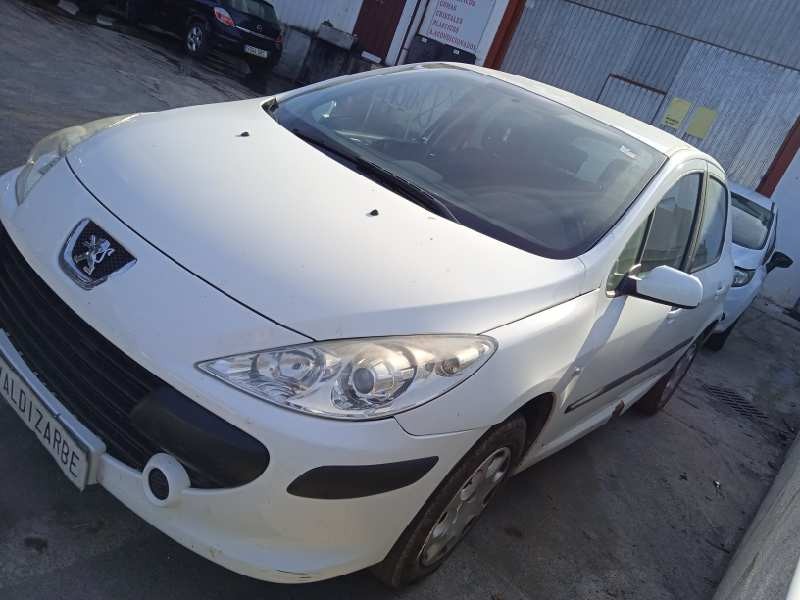 peugeot 307 berlina (s2) del año 2007