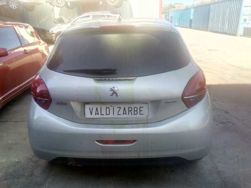 peugeot 208 del año 2016