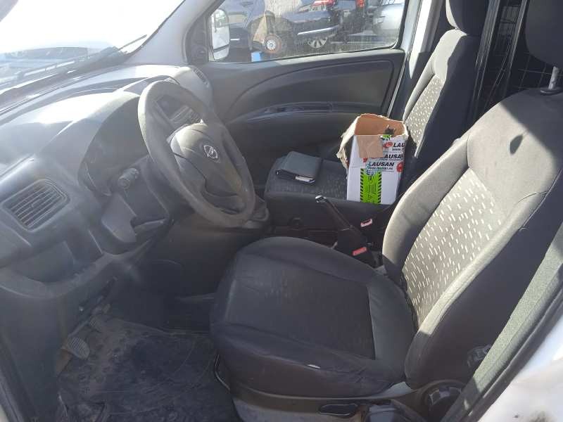 opel combo d del año 2012