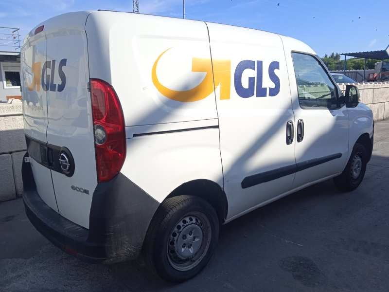 opel combo d del año 2012