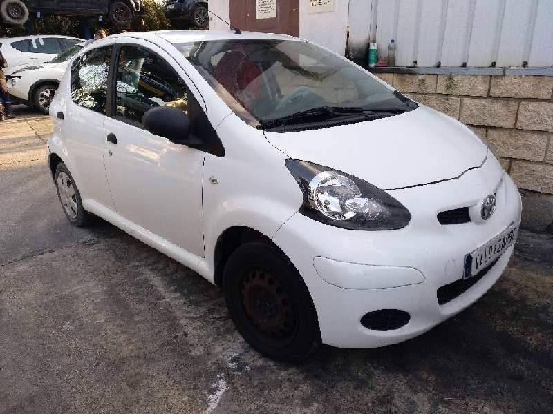 toyota aygo (kgb/wnb) del año 2011