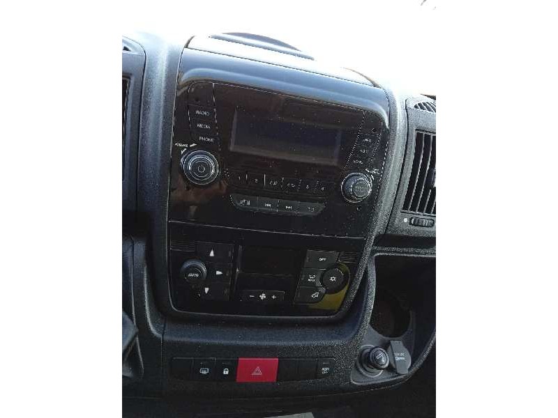 peugeot boxer camión del año 2017