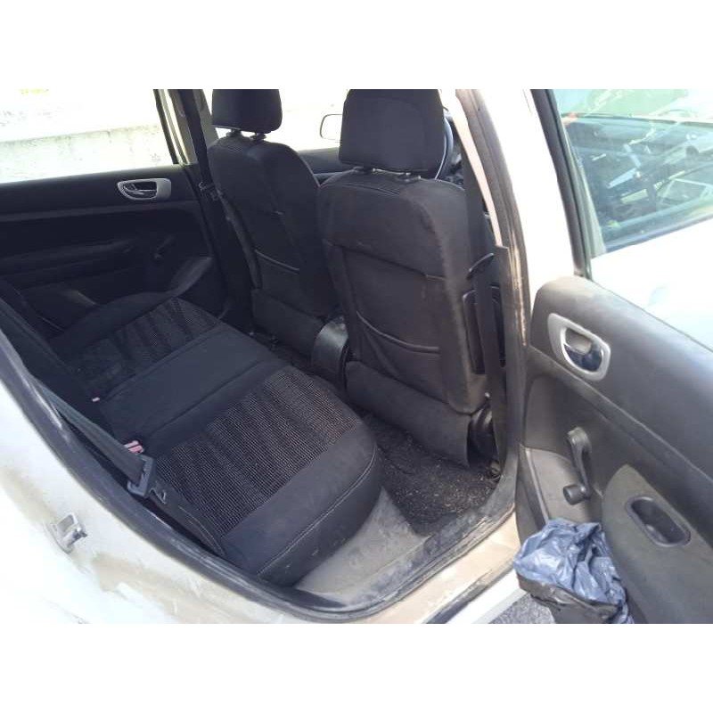 peugeot 307 berlina (s2) del año 2007