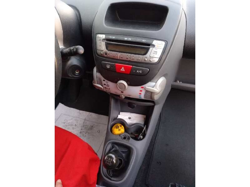 toyota aygo (kgb/wnb) del año 2011