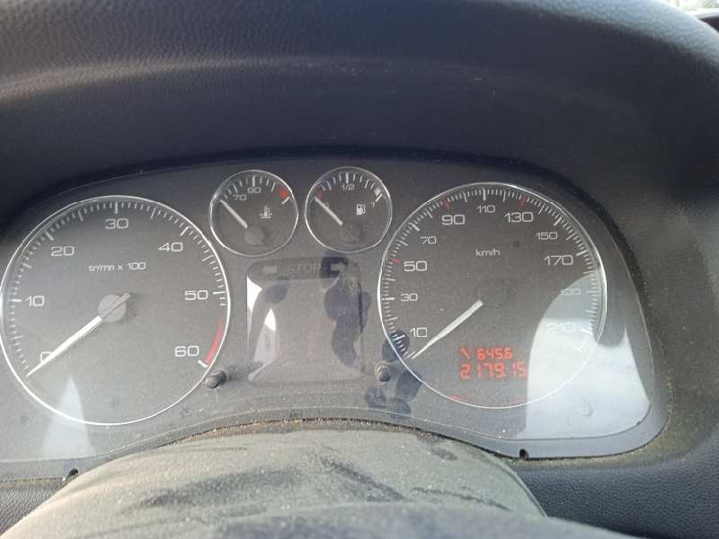 peugeot 307 berlina (s2) del año 2007