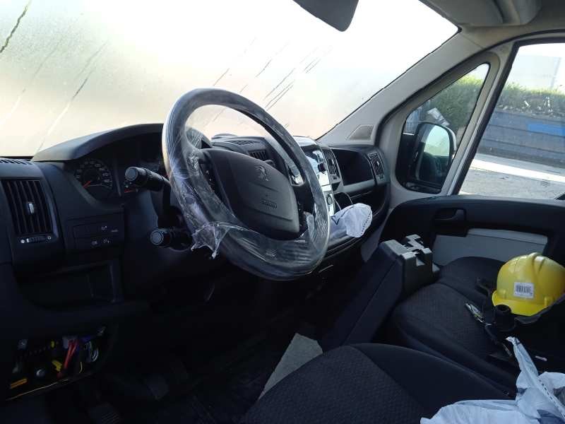 peugeot boxer camión del año 2017