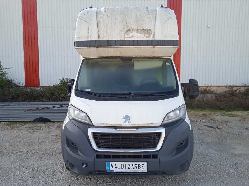 peugeot boxer camión del año 2017