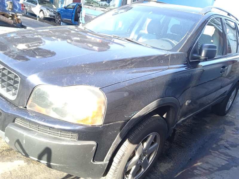 volvo xc90 del año 2004