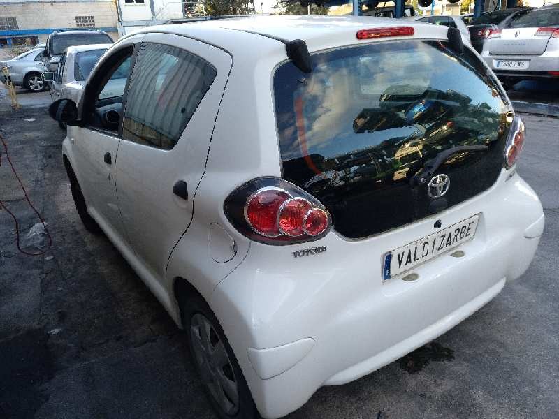 toyota aygo (kgb/wnb) del año 2011