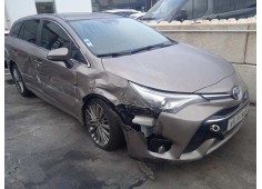 TOYOTA AVENSIS TOURING SPORTS