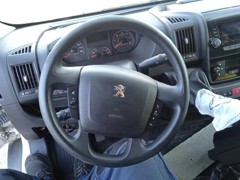 peugeot boxer camión del año 2017