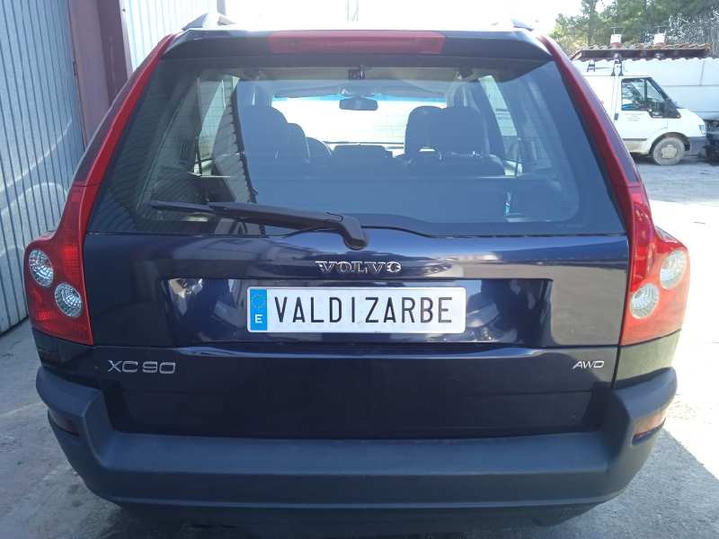 volvo xc90 del año 2004