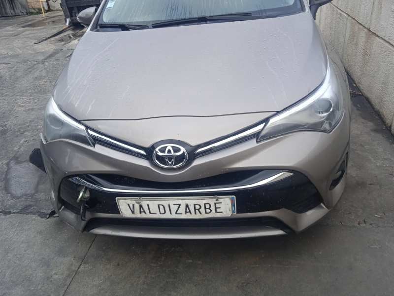 toyota avensis touring sports del año 2016