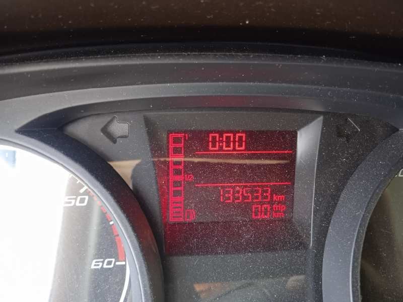 seat ibiza (6j5) del año 2012