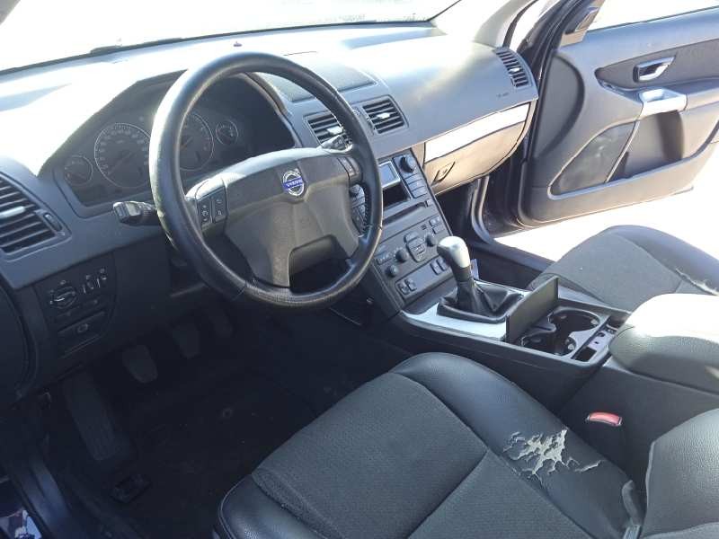 volvo xc90 del año 2004