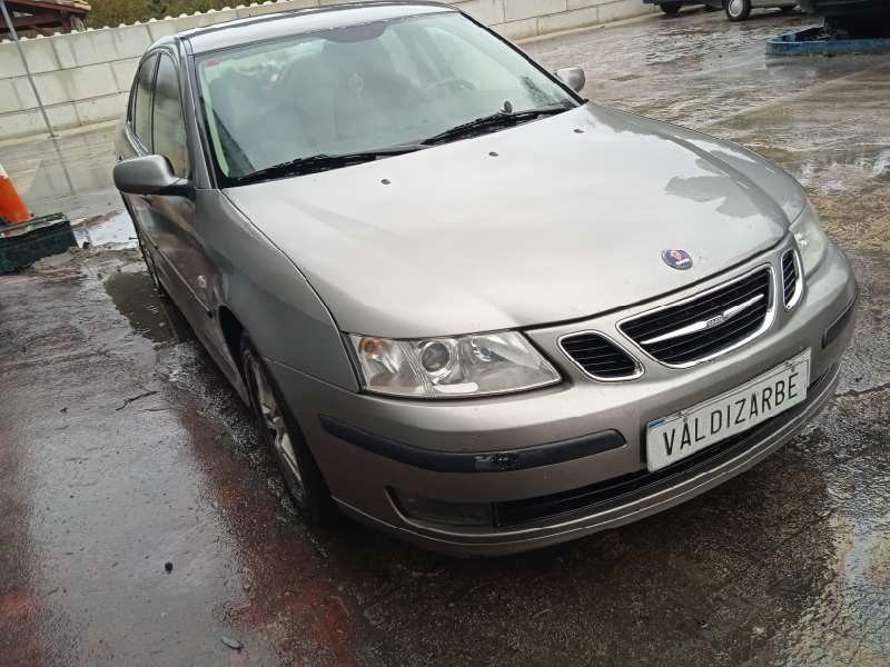 saab 9-3 berlina del año 2006