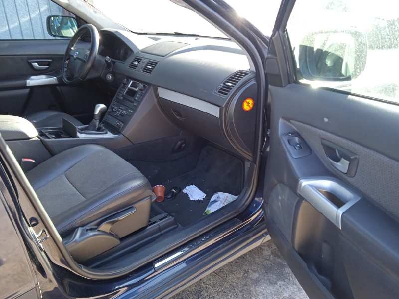 volvo xc90 del año 2004