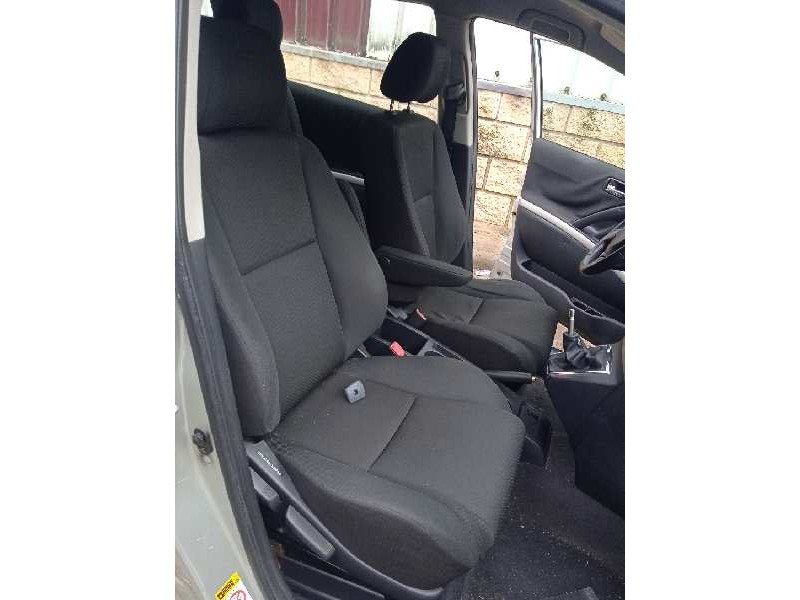 toyota corolla verso (r1) del año 2006