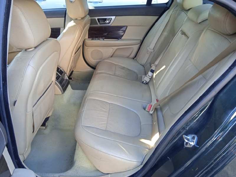 jaguar xf del año 2009