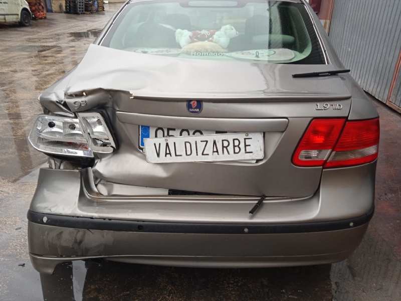 saab 9-3 berlina del año 2006