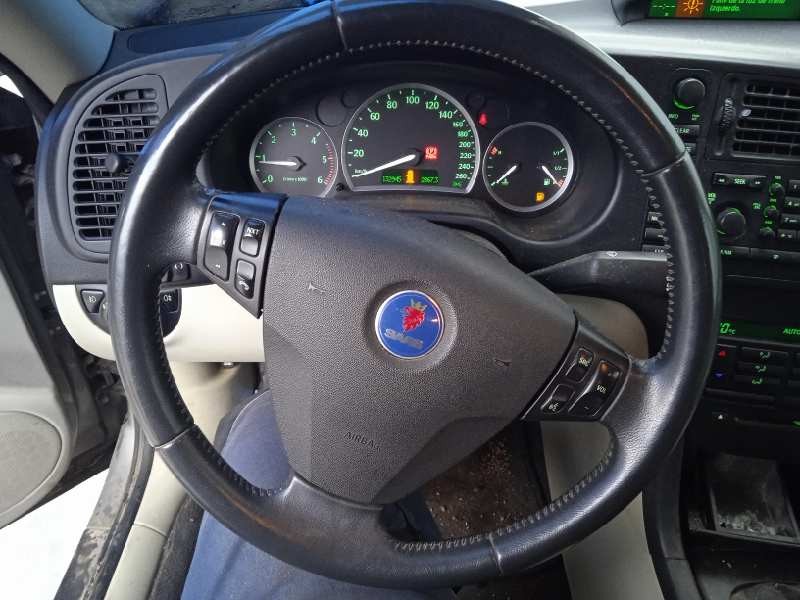 saab 9-3 berlina del año 2006