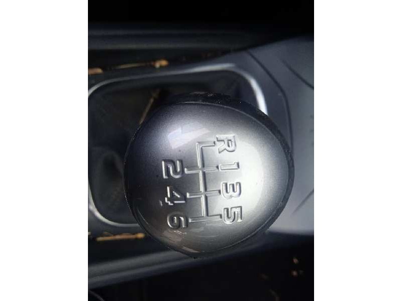 toyota avensis touring sports del año 2016