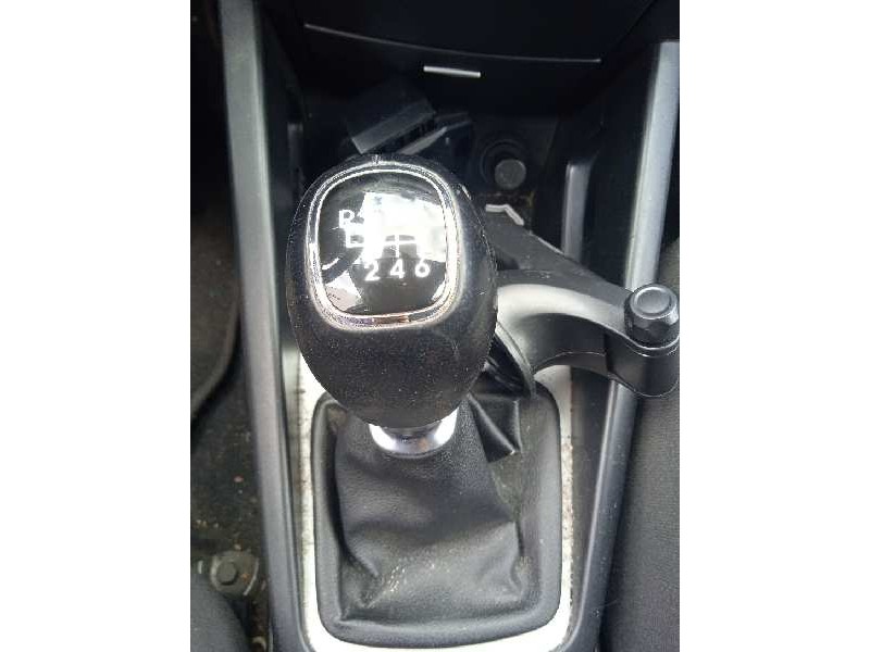 kia cee´d sporty wagon del año 2012