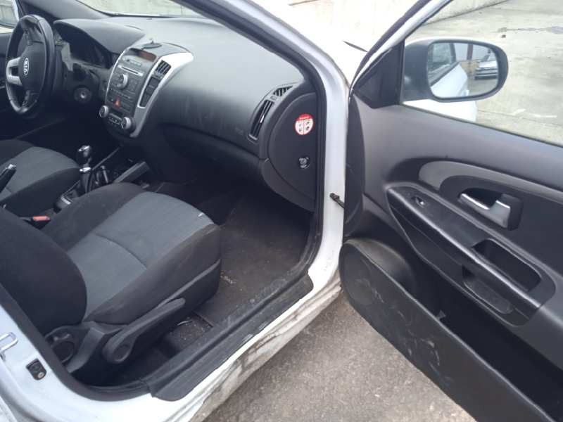 kia cee´d sporty wagon del año 2012