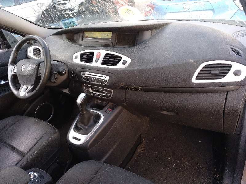 renault scenic iii del año 2010