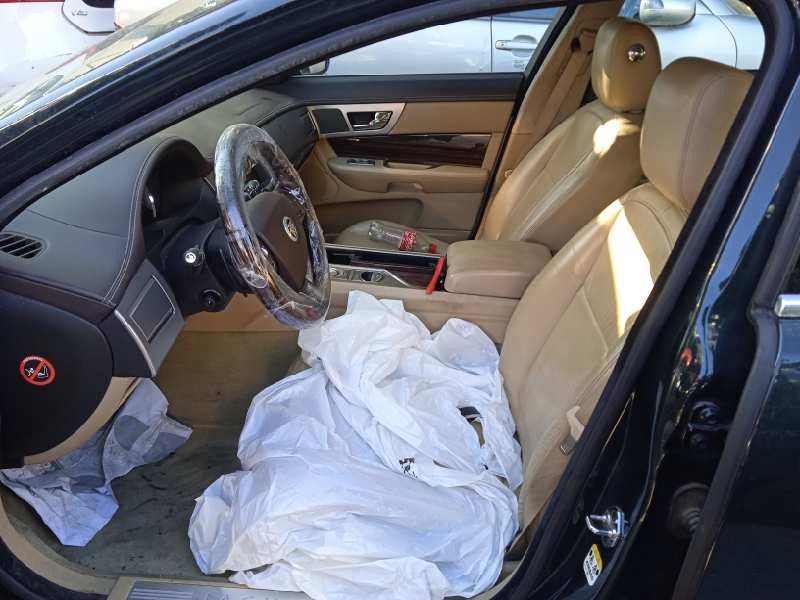 jaguar xf del año 2009