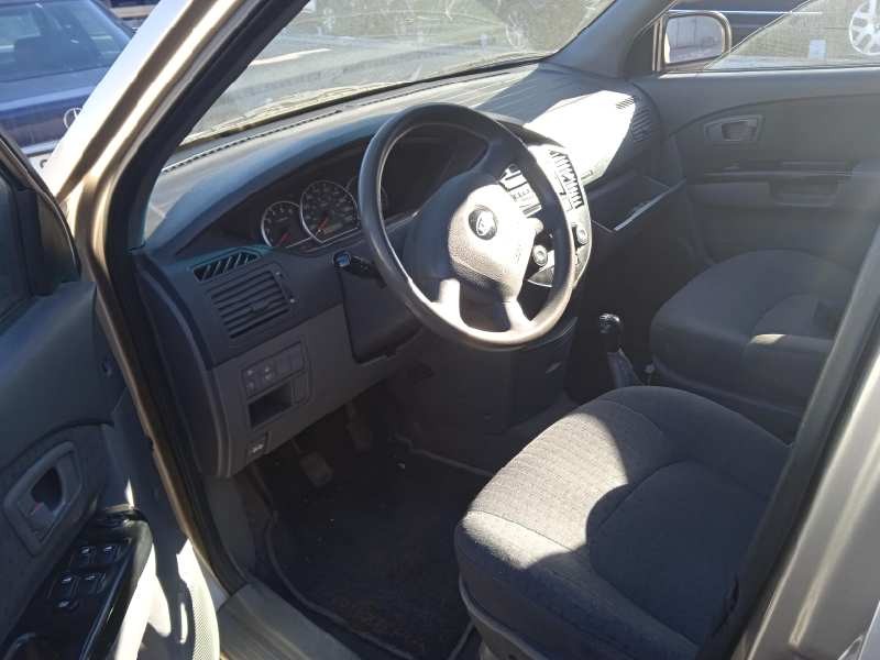 kia carens del año 2005