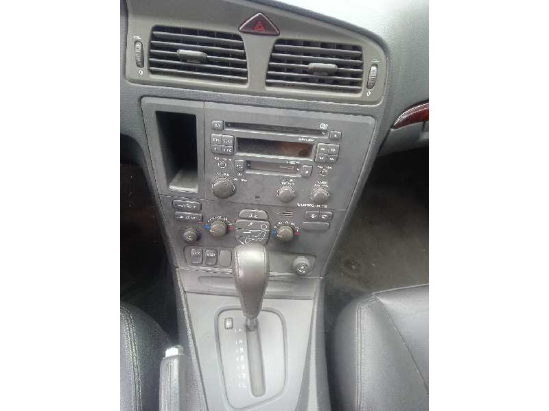 volvo s60 berlina del año 2003